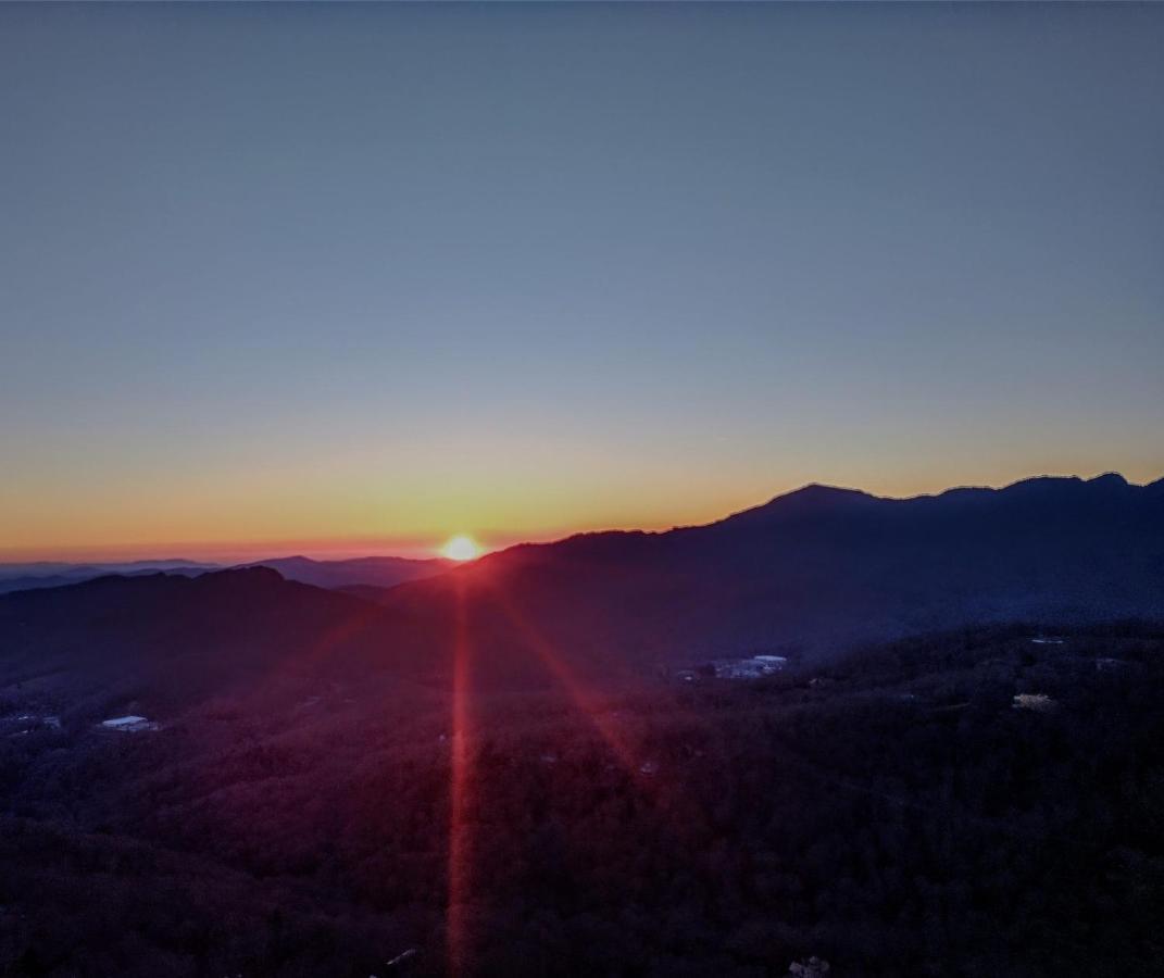 Handsome 2Br Condo With Gorgeous Views In Sugar Mountain! Condo Exterior photo
